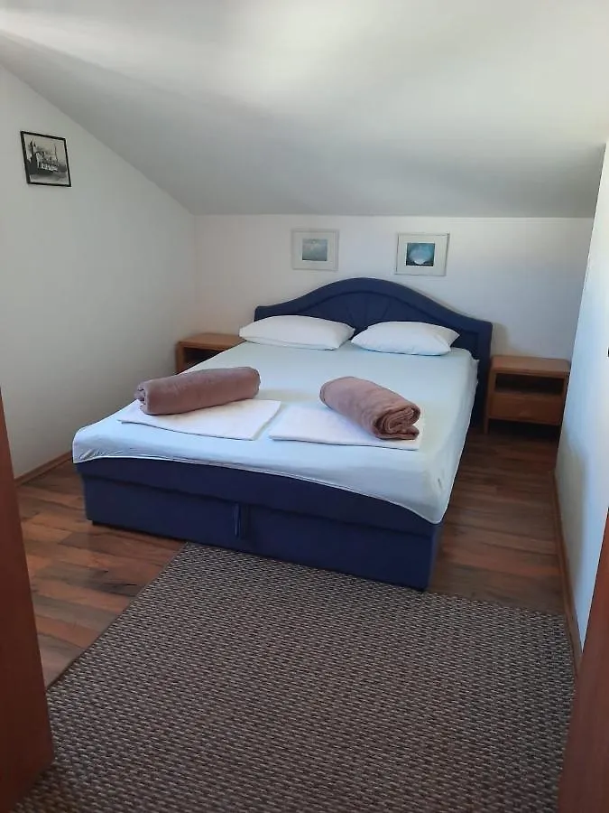 Apartments Ivano Trogir