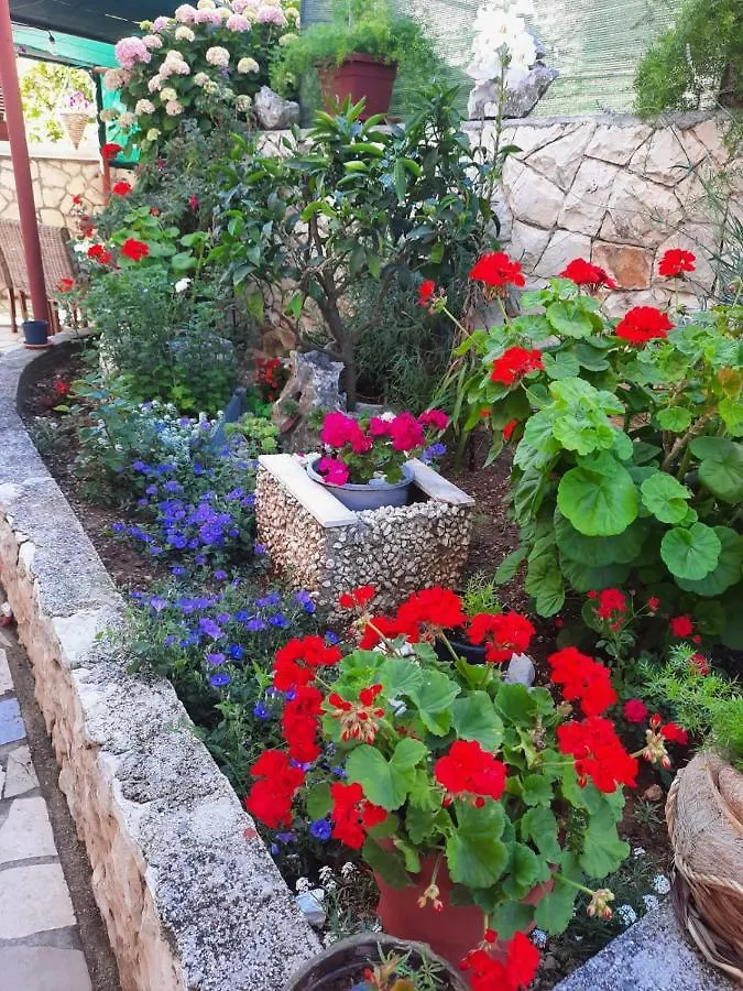 Apartments Ivano Trogir Croatia